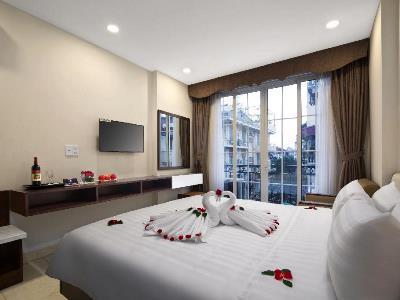 Dream Hotel